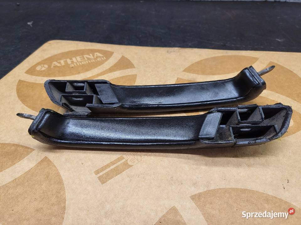 Uchwyty do zamykania drzwi tylnych volkswagen Rok produkcji 1986 lubelskie Lublin