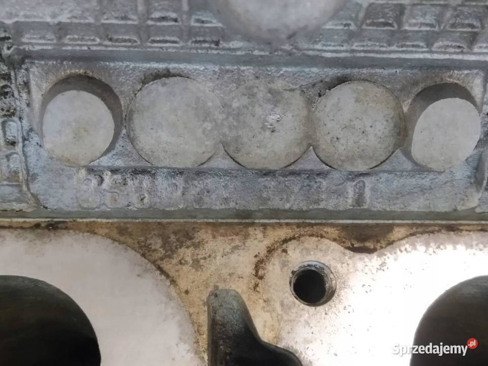 GŁOWICA KOMPLETNA 058103373D 18 20V Audi A4 II Głowice cylindrów