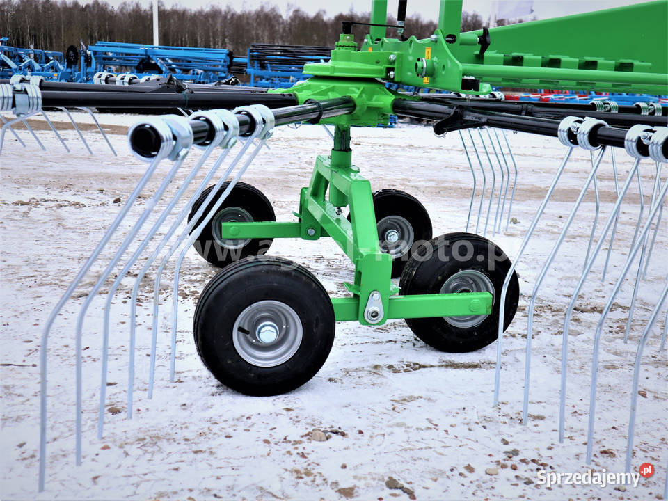 Zgrabiarka karuzelowa INTER TECH ZKT 350 420 Zgrabiarki i przetrząsacze Sztum sprzedam