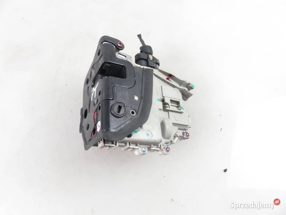 ZAMEK PRAWY TYLNY AUDI Q5 8K0839016C