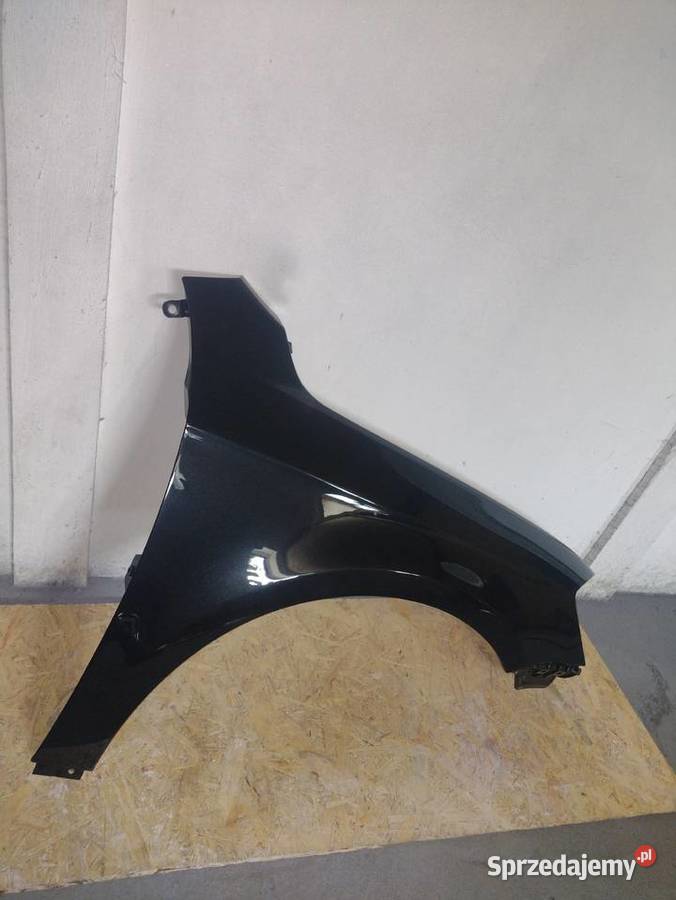 Blotnik prawy VW Passat B7 LC9X