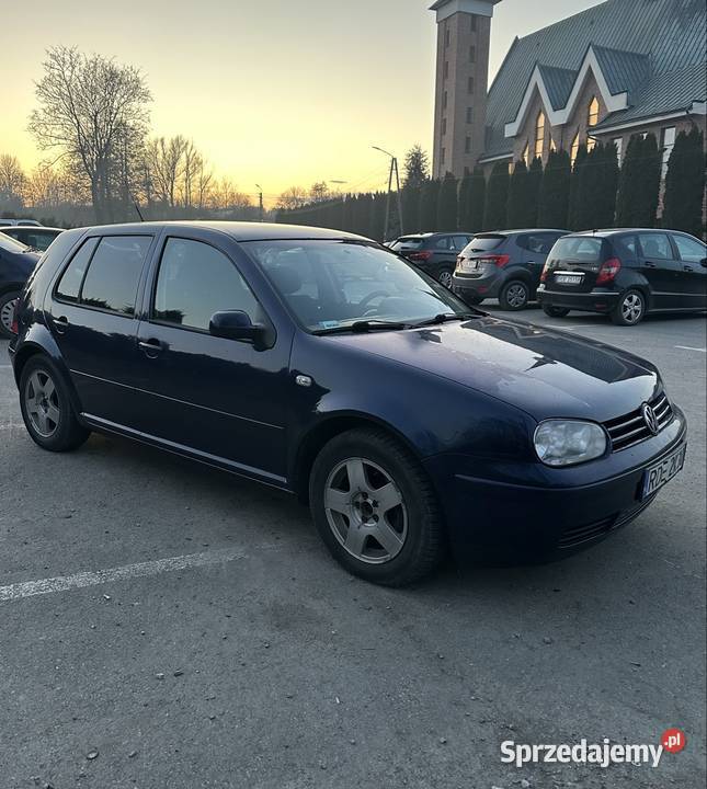 Volkswagen Golf IV 19 TDI 110 2000r Strzegocice