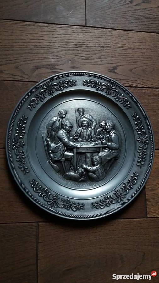 Płaskorzeźbacynowe talerzemotyw myśliwski Lubień sprzedam