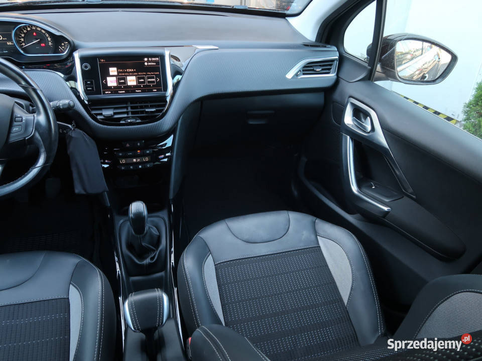 Peugeot 2008 12 PureTech system Start-Stop Lublin