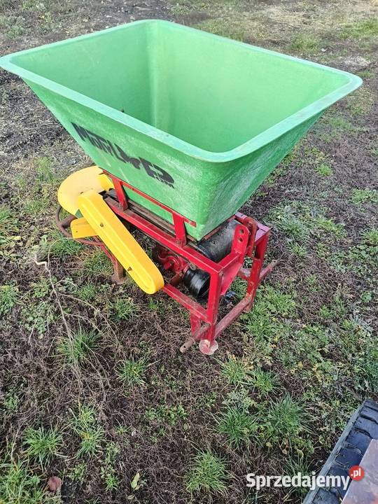 Rozsiewacz do nawozu Motyl mazowieckie Iłża