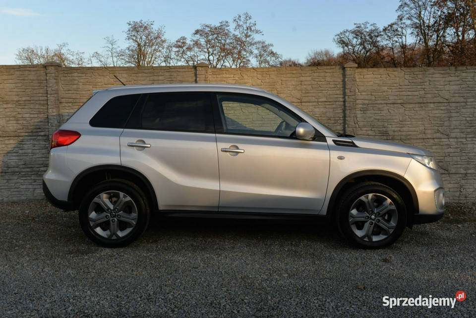 Suzuki Vitara 16 120 Niski przebieg LED Navi Dąbrowa Górnicza sprzedam