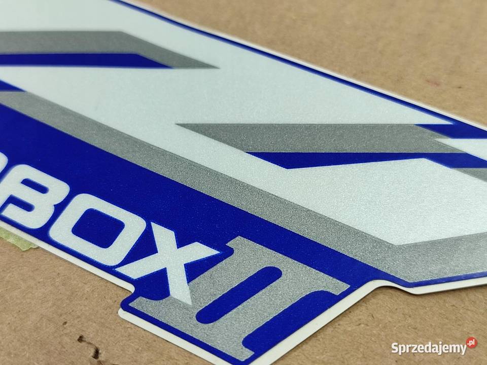 NAKLEJKA EMBLEMAT NA BOCZEK YAMAHA YZFR6