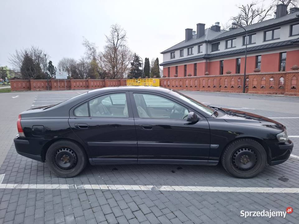 Volvo S60 24d5 163 2401cm3