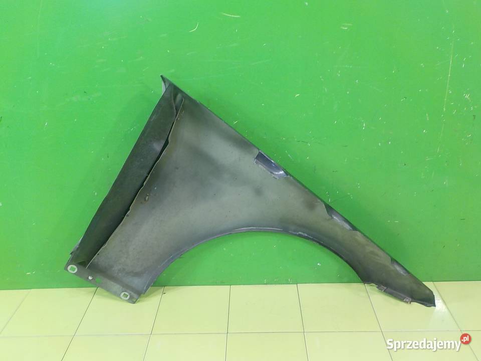 MERCEDES C W204 10r KOMBI blotnik lewy przod osobowe Części samochodowe Suków