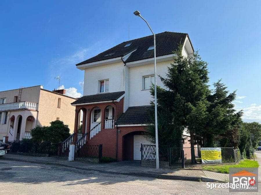 Dom wolnostojący Trzebiatów 285m2 Nieruchomości sprzedam