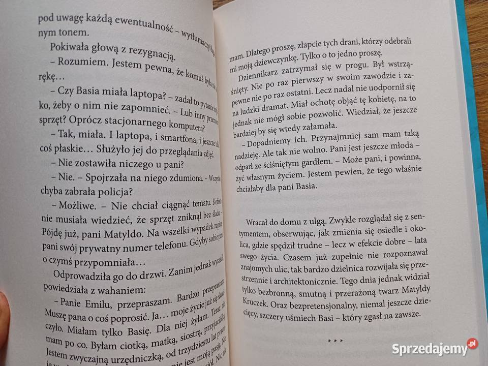 Księga wysp ostatnichAnna Klejzerowicz miękka Pozostałe Kraków