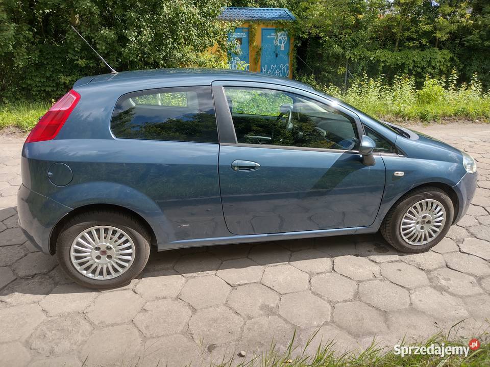 Fiat Grande Punto 14 8V Bogate wyposażenie Grande Punto Łódź