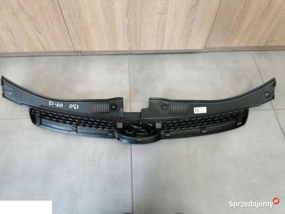 HYUNDAI I30 20072012 PODSTAWA ATRAPY GRILL NOWY Karoseria Kozubszczyzna