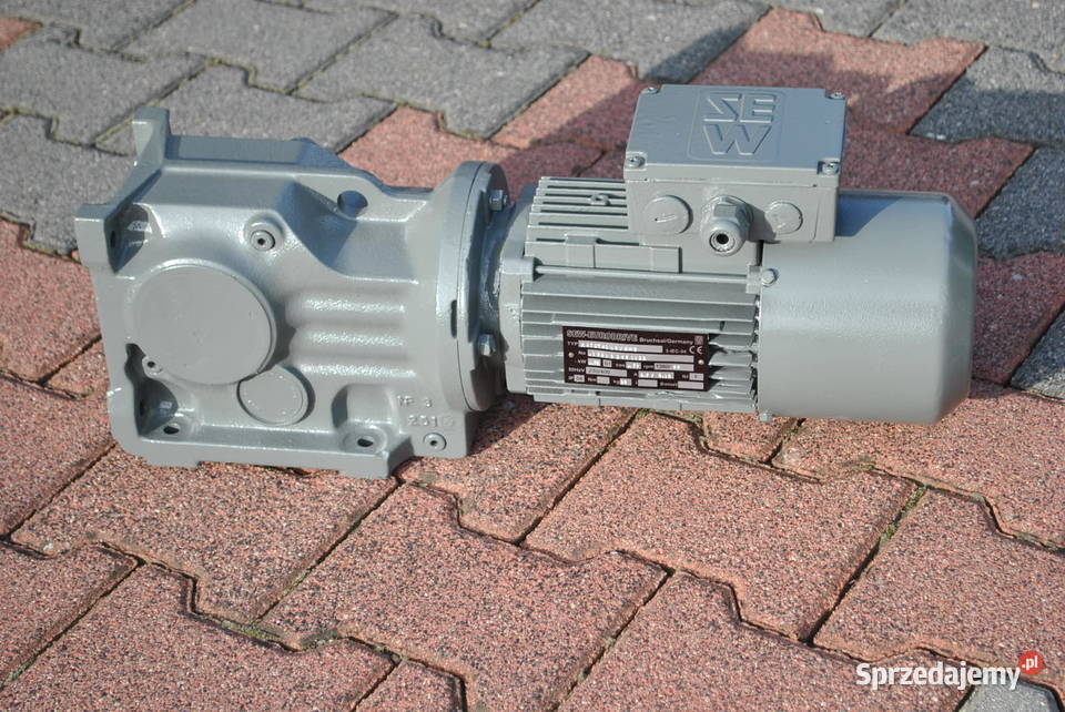 Motoreduktor kątowy 075kw 88obr z hamulcem SEW Kargowa