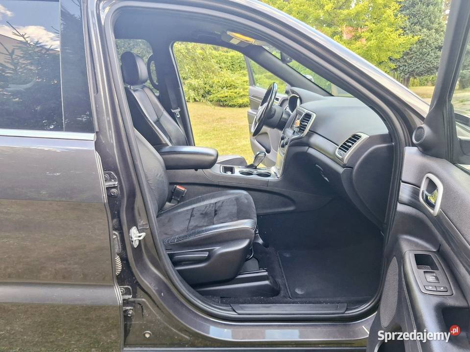 Jeep Grand Cherokee WK2 36 v6 4x4