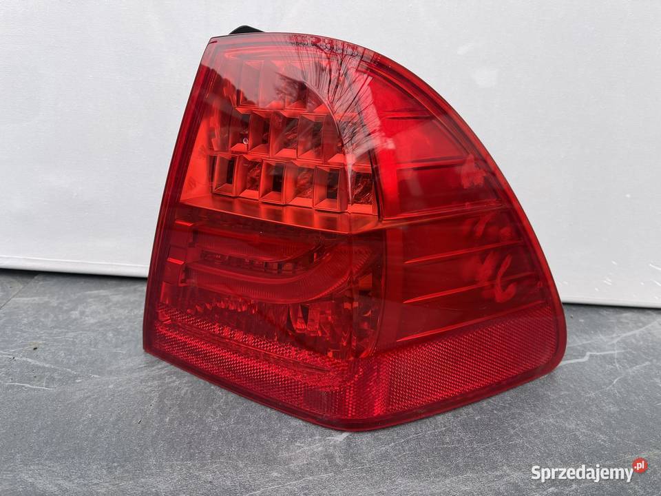 BMW 3 E91 KOMBI PRAWA LAMPA TYŁ LED Ostroróg
