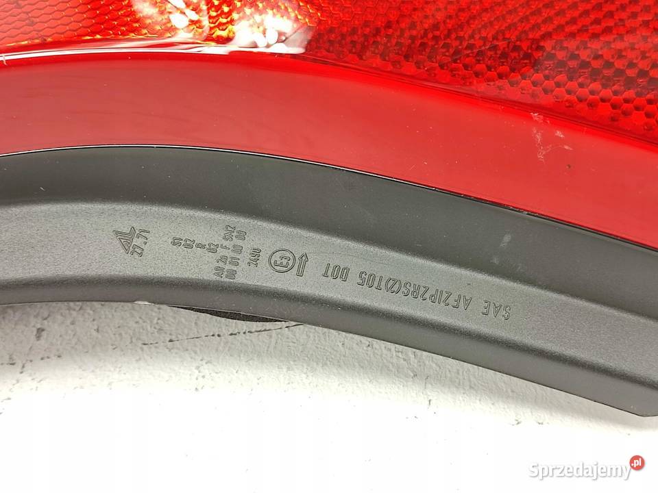 LAMPA PRAWY TYŁ VOLVO C30 20062012 31213146
