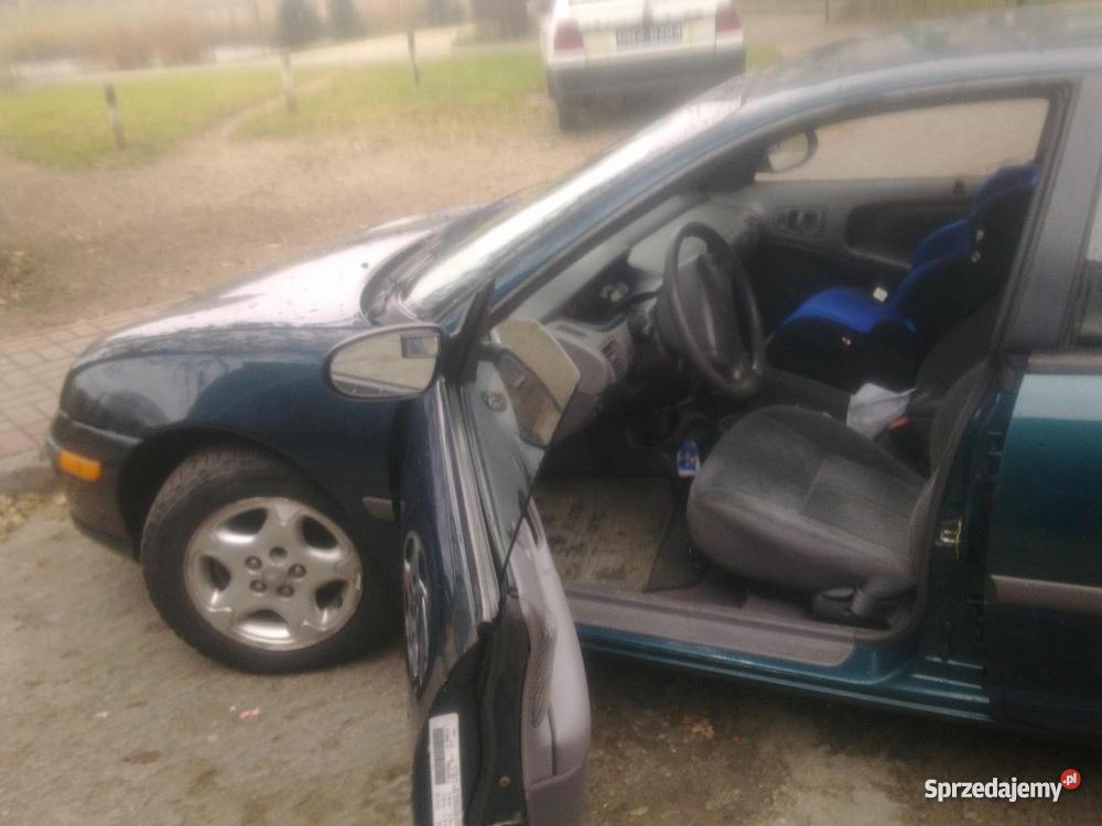 dodge neon auto jest sprawne na chodzie i opłac nieuszkodzony Bartoszyce