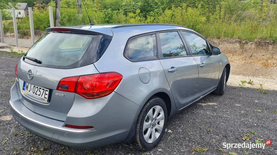 OPEL ASTRA SPORTS TOURER gniazdo USB Jakubowice