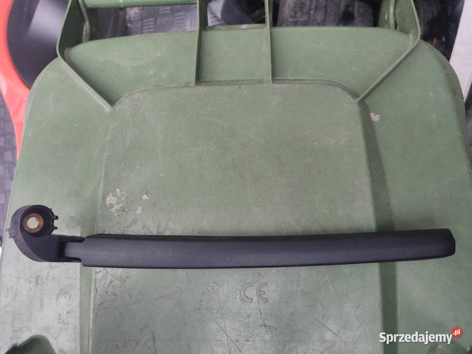 Audi A4 B8 Avant Ramię Wycieraczki Klapy sprzedam