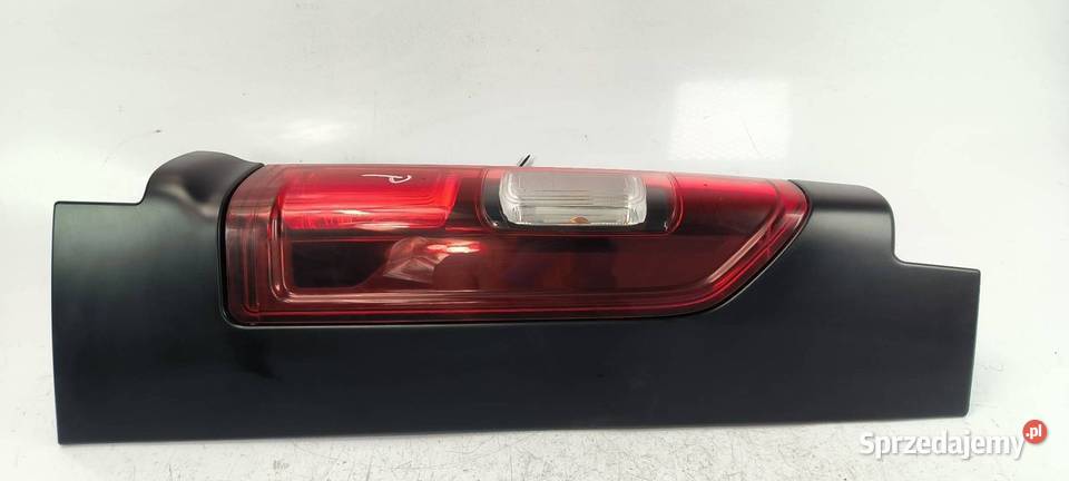 LAMPA PRAWA TYŁ RENAULT TRAFIC III