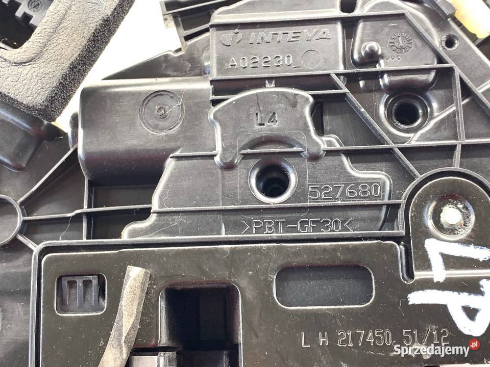 ZAMEK DRZWI LEWY PRZÓD SKODA YETI Crossover