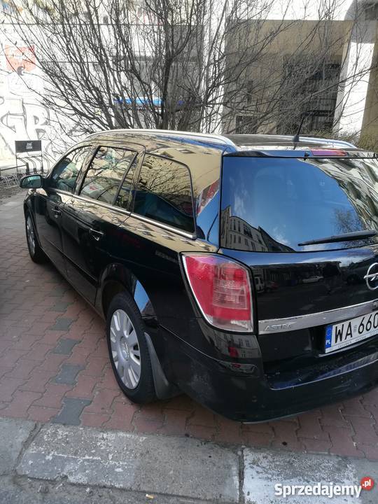 Opel astra salon