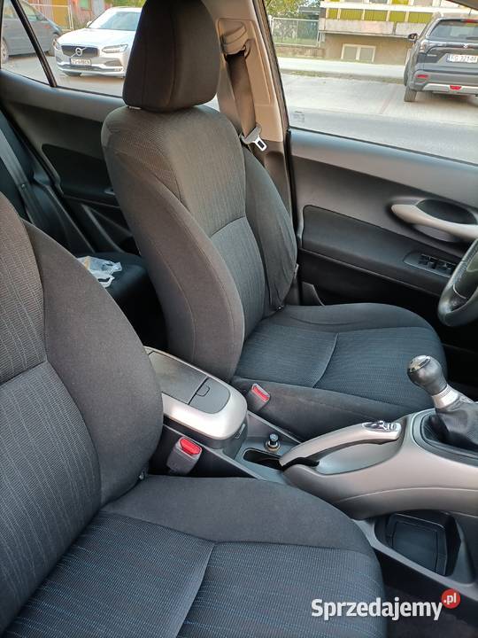 TOYOTA AURIS 14 benzyna 2008 prywatne Zarejestrowany w Polsce Gorzów Wielkopolski sprzedam