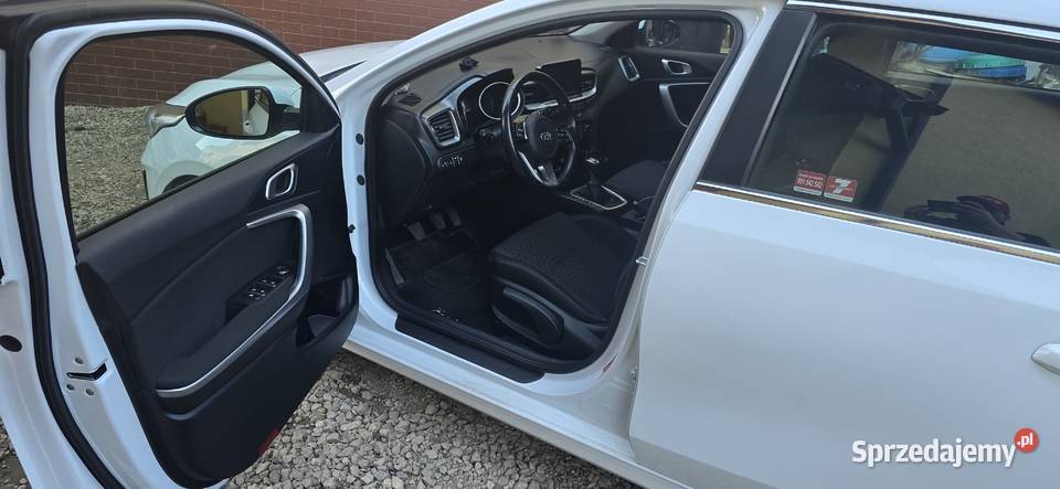 Kia ceed 16 crdi krajowy dwa komplety kół Bobrowniki