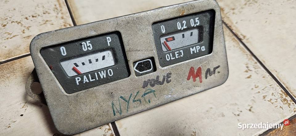 NowySyrena 105 Żuk Warszawa