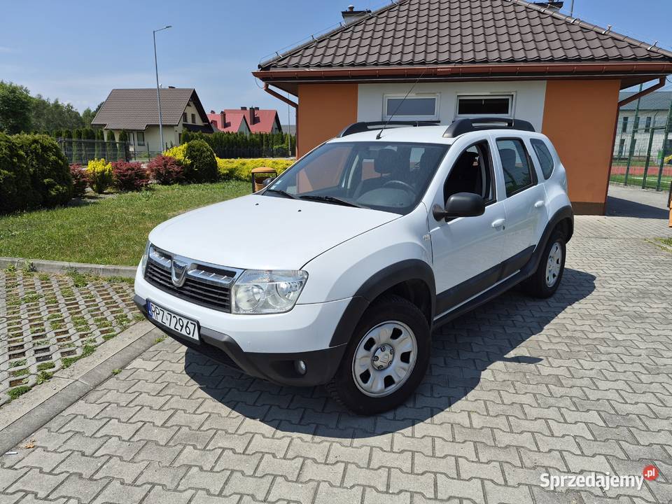 Dacia Duster Ładny stan Klimatyzacja Hak Relingi klimatyzacja Duster