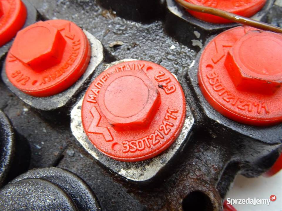 ROZDZIELACZ HYDRAULICZNY