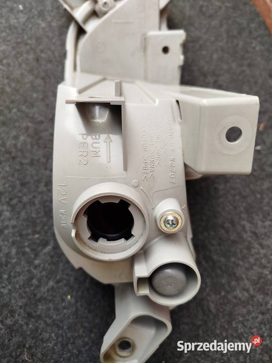 Lampy tylne przeciwmgielne Mazda CX3 Lampy przeciwmgielne Kielce sprzedam