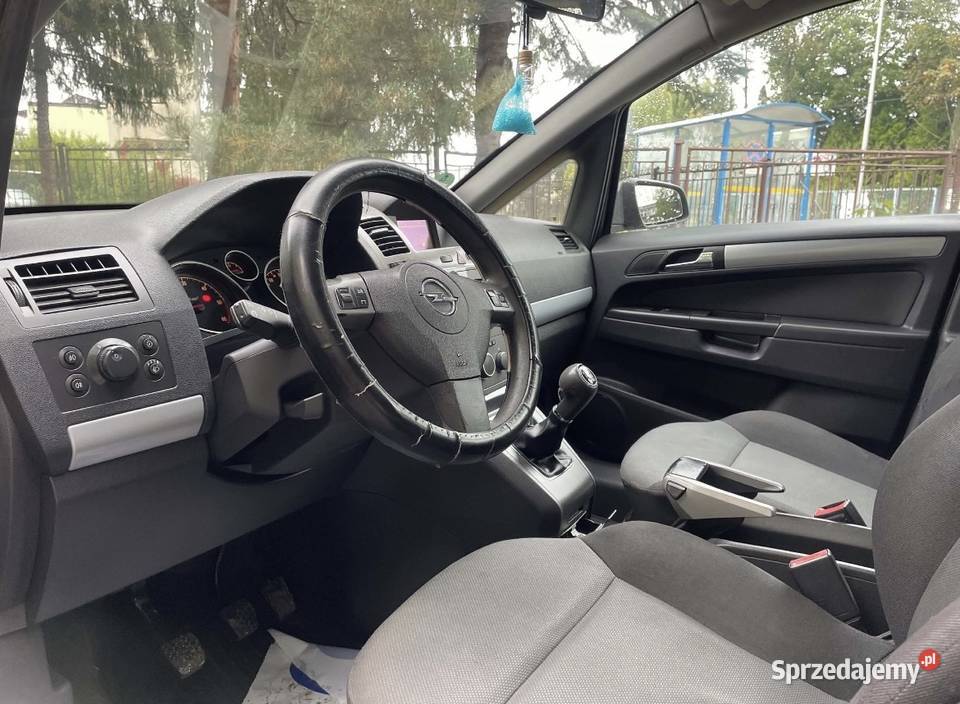 Opel Zafira 19CDTI 101 2005 HAK świętokrzyskie