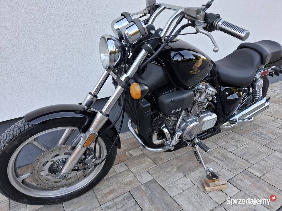 Honda vf 700 super magna 1987 okazja Chobrzany