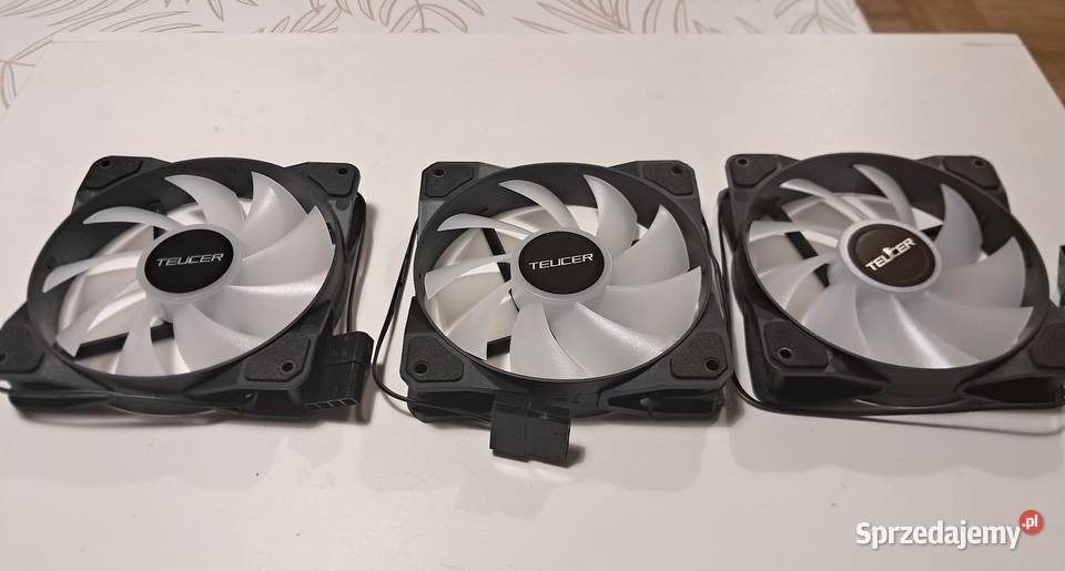 Dwa wentylatory 12 z podświetleniem LED