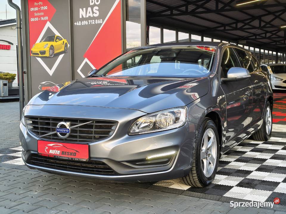 Volvo V60 20Diesel 2016r Stan Dwa kpl kół V60 podkarpackie Zarszyn