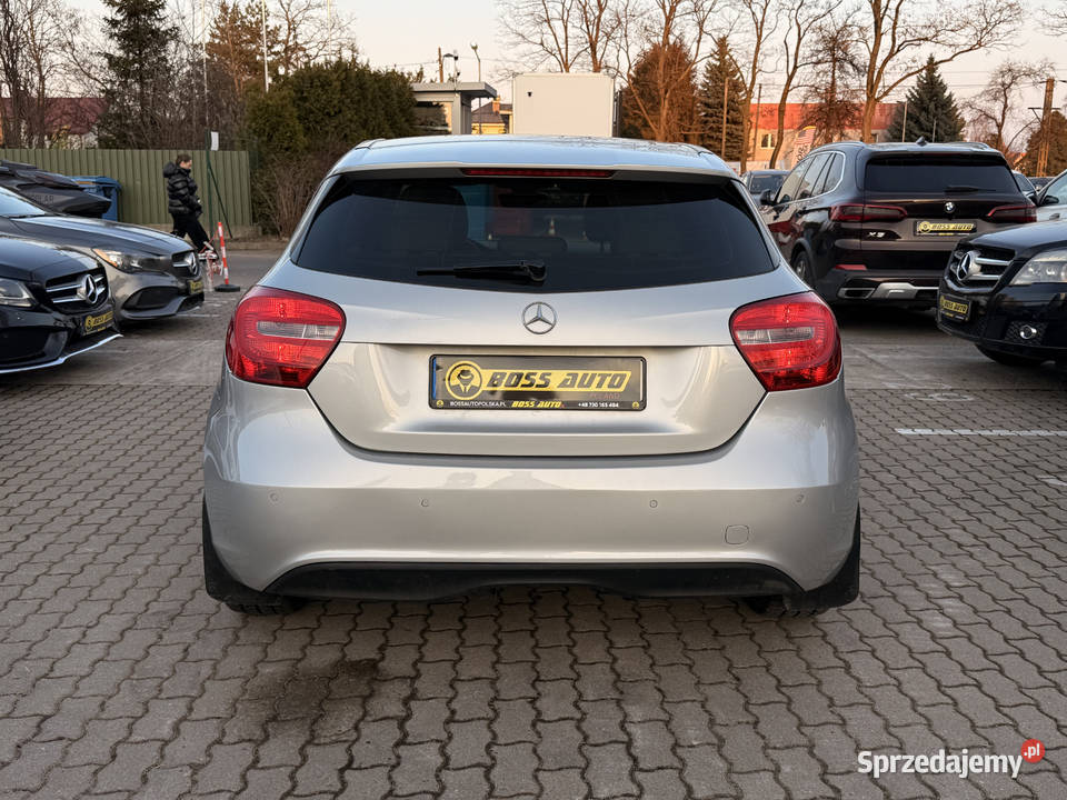 MercedesBenz A 180 2012 czujnik parkowania