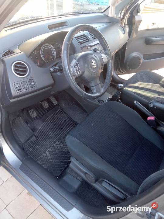 Suzuki Swift salon ABS Samochody osobowe Wojnicz