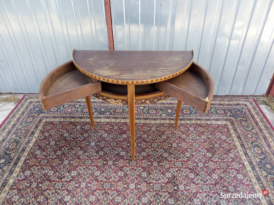 Stolik sprzedam Borówno