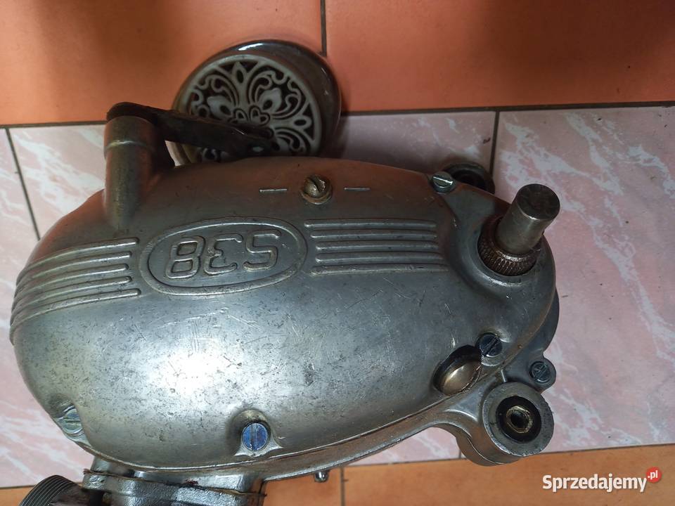 SILNIK KOMAR SZTYWNIAK łódzkie Krośniewice