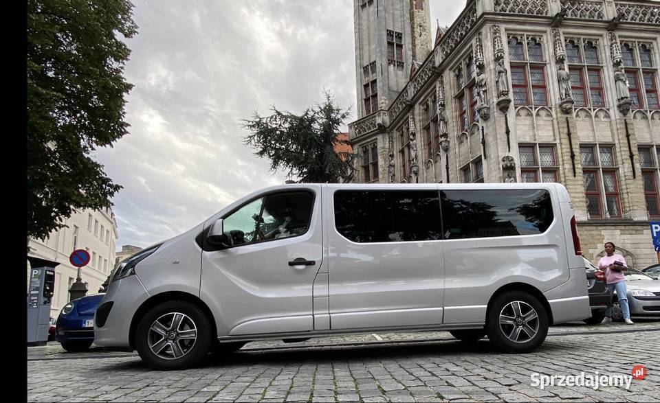 Opel Vivaro Renault Trafic 9 osobowy tourer Białystok sprzedam