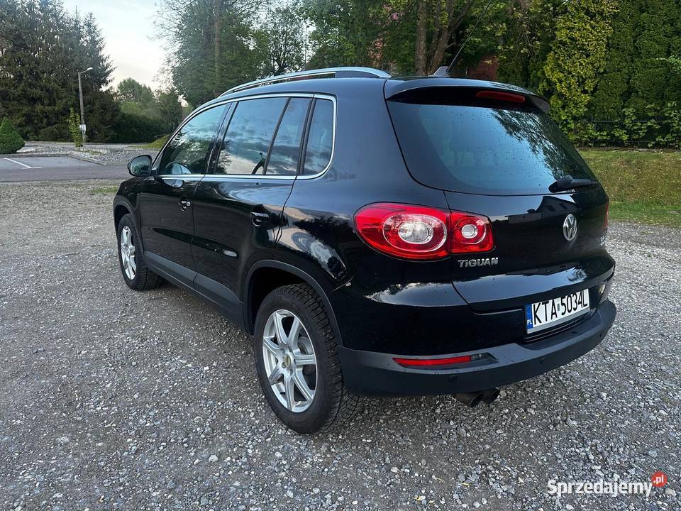 VOLKSWAGEN TIGUAN 20 TDI 2011r DSG 4x4 Łękawica