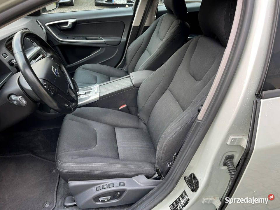 Volvo V60 T4 benzyna 180 Automat Podgrzewane Lipówki