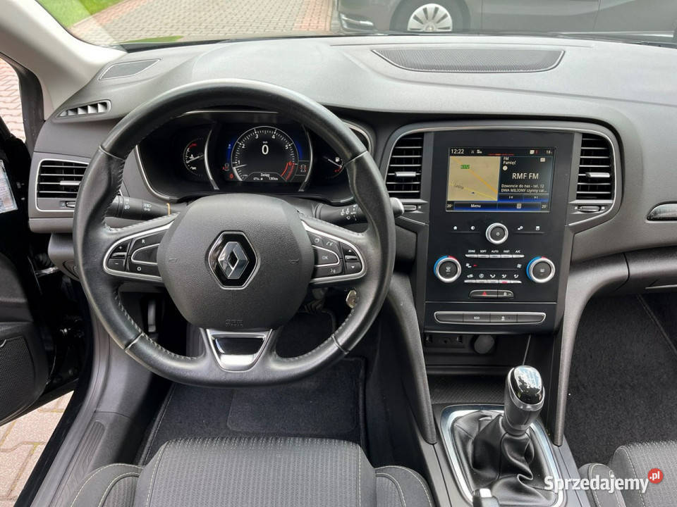 Renault Megane Hatchback 12 benzyna 6 biegów czarny Lipówki