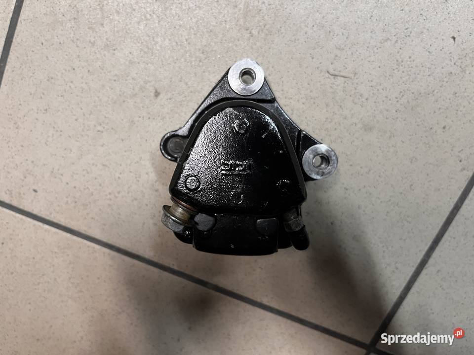 Zacisk Hamulcowy przód Hyosung GA 125 Cruise Zaciski Brzeszcze