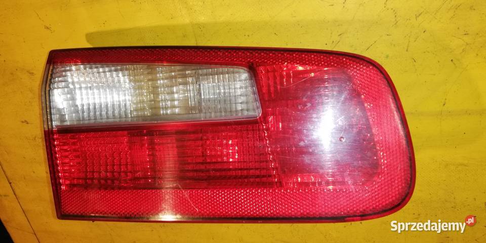 lampa tył lewa z klapy Renault Laguna 2 r0105 Piotrków Trybunalski sprzedam
