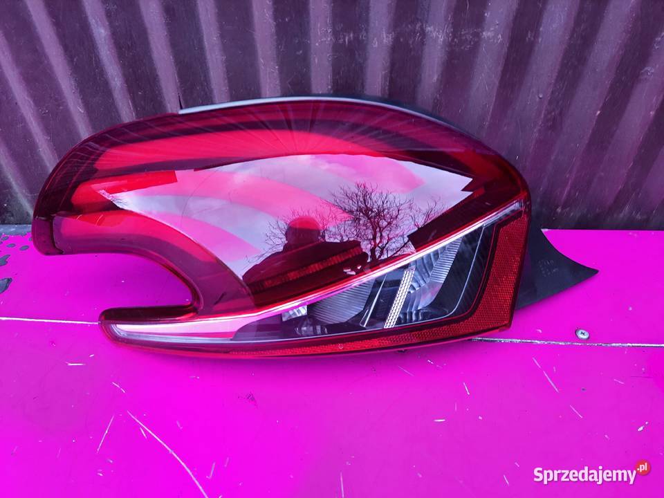 Peugeot 208 15r lampa tylna lewa nowa led Lampy tylne mazowieckie Pruszków sprzedam