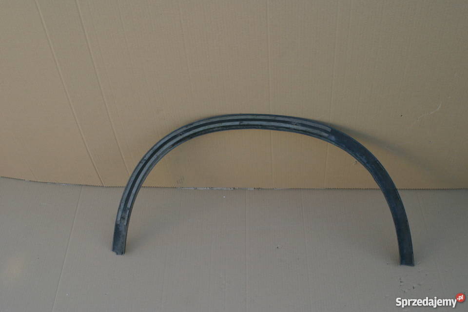 MERCEDES GLC 253 LISTWA BŁOTNIKA LEWY PRZÓD lubuskie Bieleń sprzedam