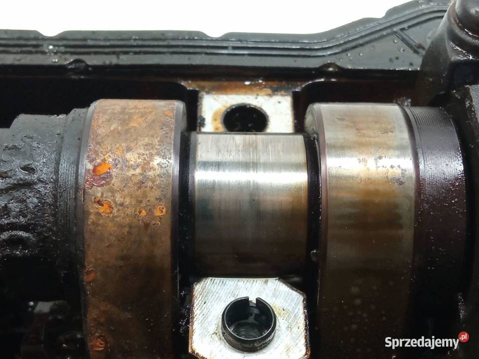 GŁOWICA KOMPLETNA 058103373D 18 20V Audi A4 I